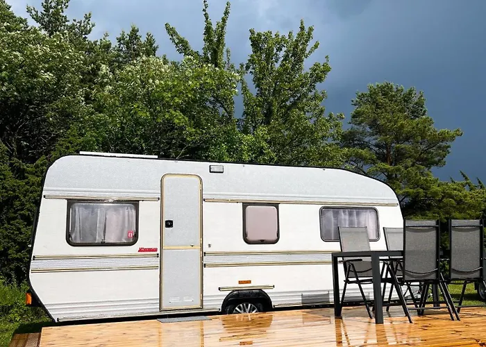 Parque de vacaciones Majakatare Homes